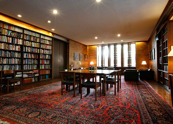 Robertson Davies Library inside Massey College